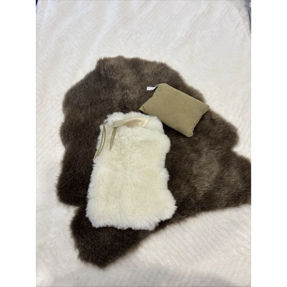 American Girl Kaya Retired Tepee Accessory Lot Bedroll Campfire Fur Mats + MORE
